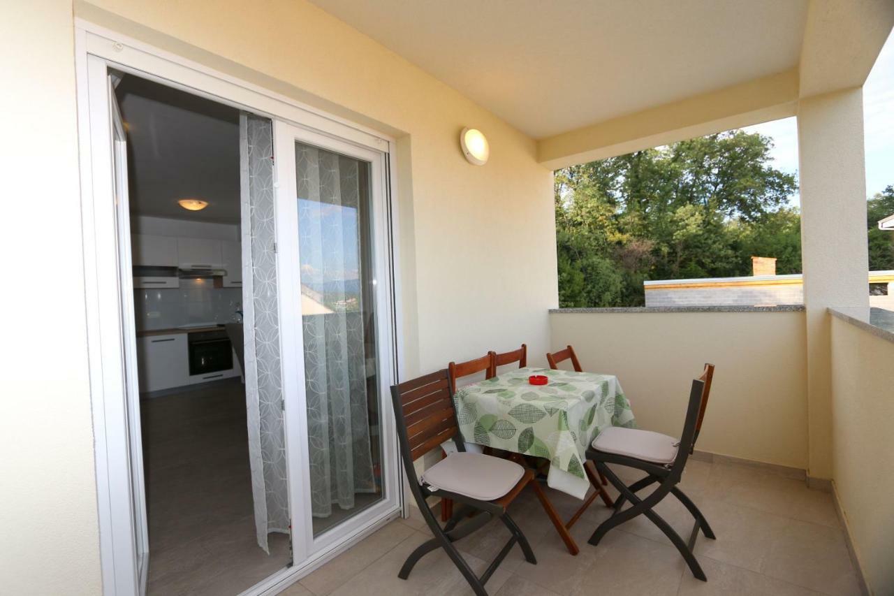 Apartment Samsa Mirica Чизичі Екстер'єр фото