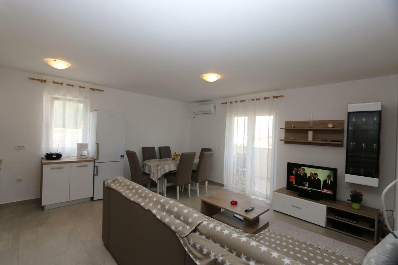 Apartment Samsa Mirica Чизичі Екстер'єр фото