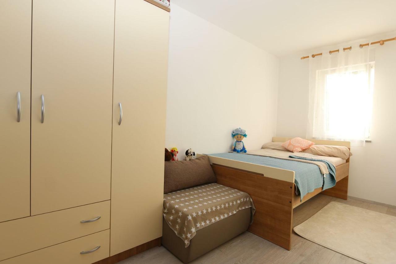 Apartment Samsa Mirica Чизичі Екстер'єр фото
