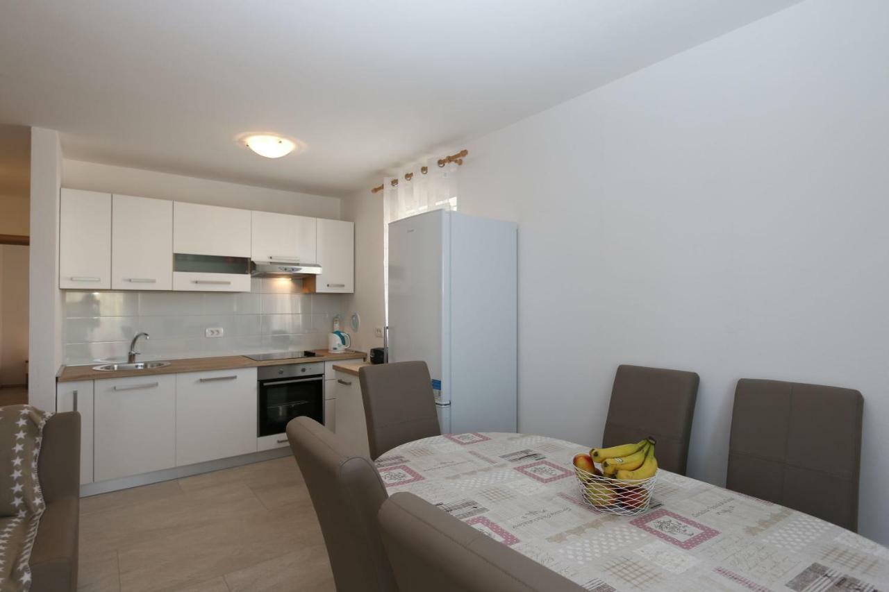 Apartment Samsa Mirica Чизичі Екстер'єр фото
